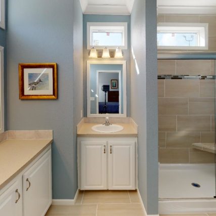 The-Manatee-2022-Master-Bathroom2