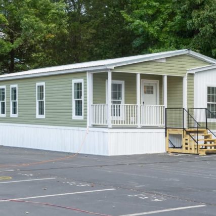 Champion-Community-2852442-Exterior