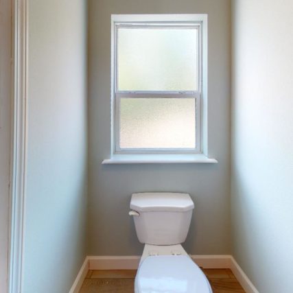 THE-BELLAIRE-Bathroom1