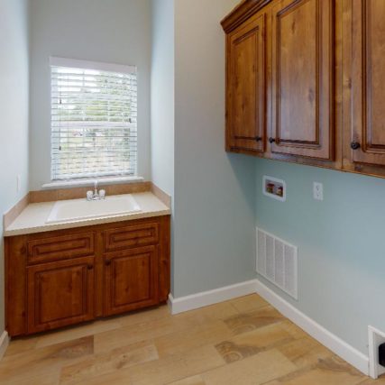 THE-BELLAIRE-Laundry