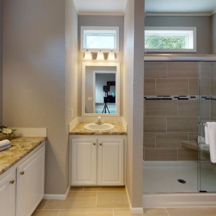 The-Riviera-2022-Master-Bathroom2