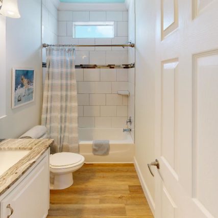 St Armands 2024 Bathroom1