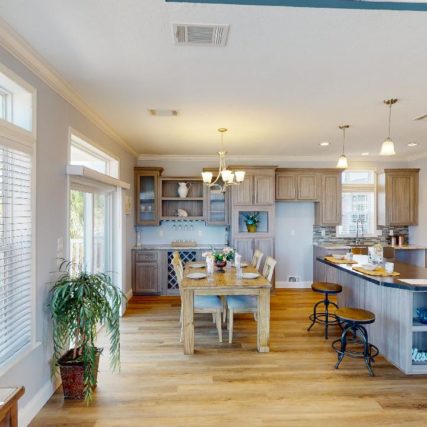 The Bayshore 2022 Dining Area